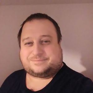 Meet your Posher, Simon